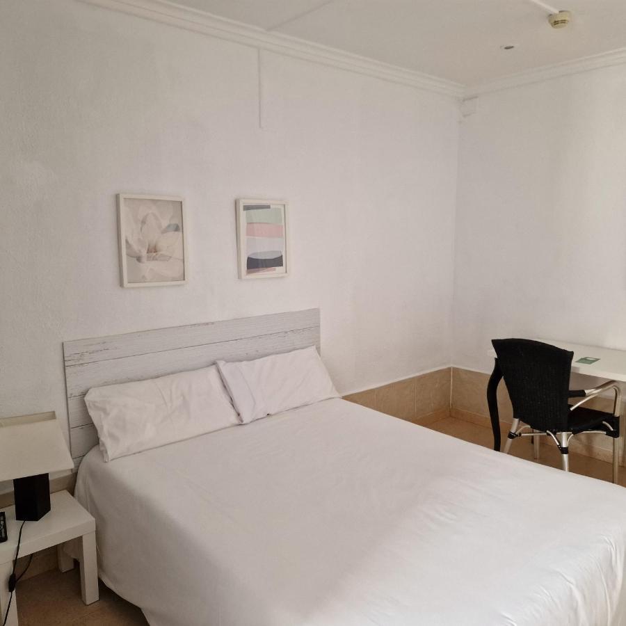 לה מאטה Hostal Alba מראה חיצוני תמונה